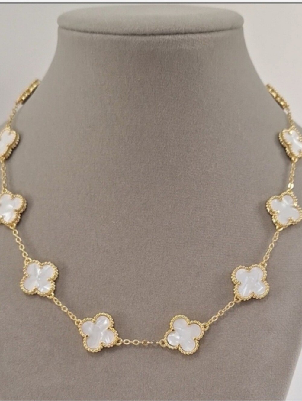 Mother Of Pearl Four Leafs Flowers Necklace